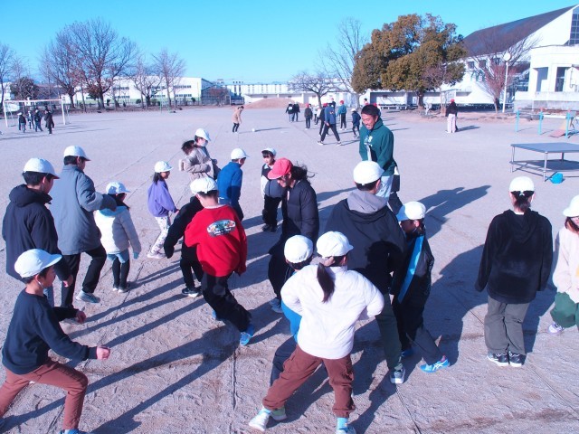 ９マスおにごっこ